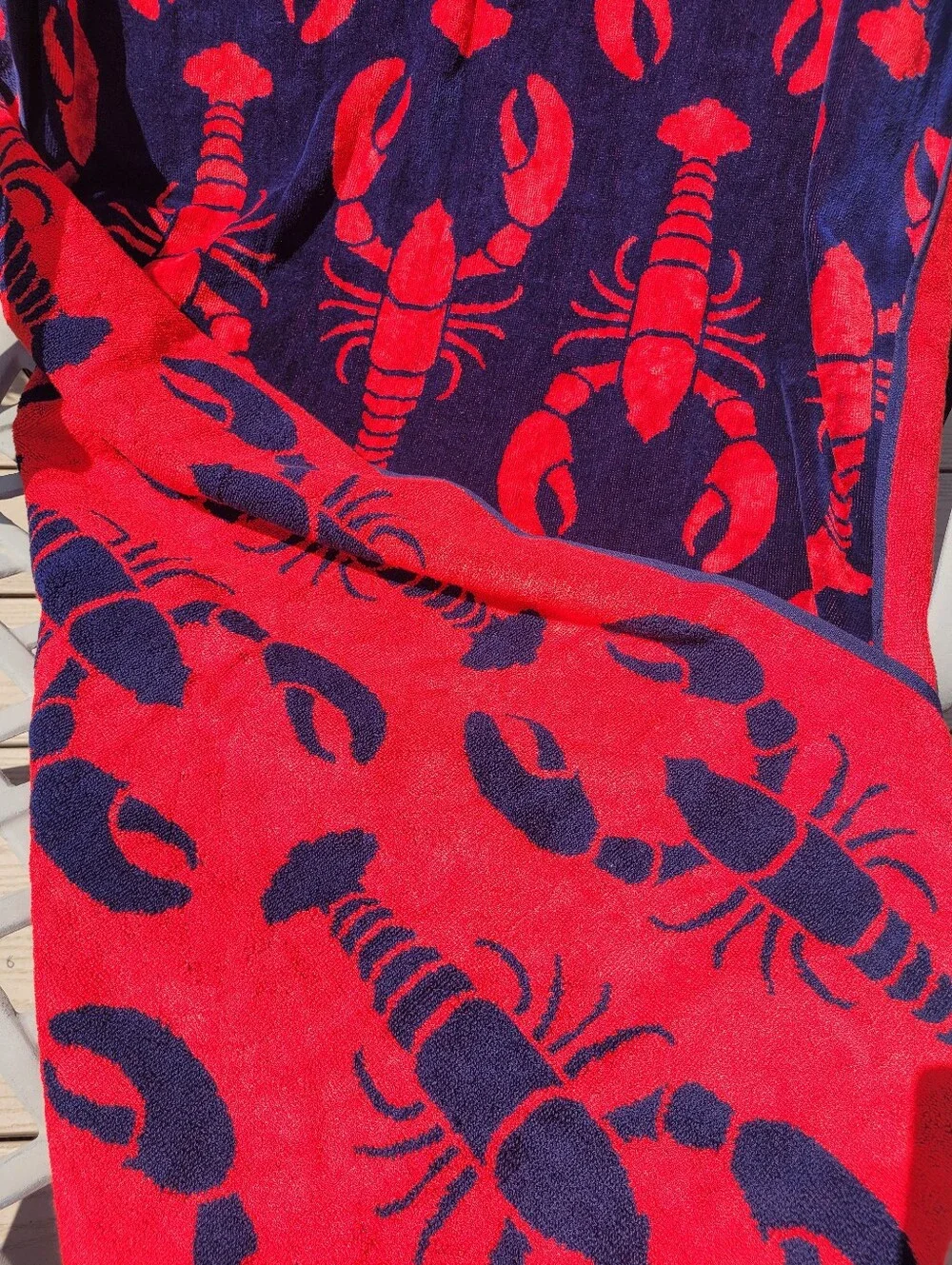 NEW Caro Navy Beach Towel with Red Lobster Pattern